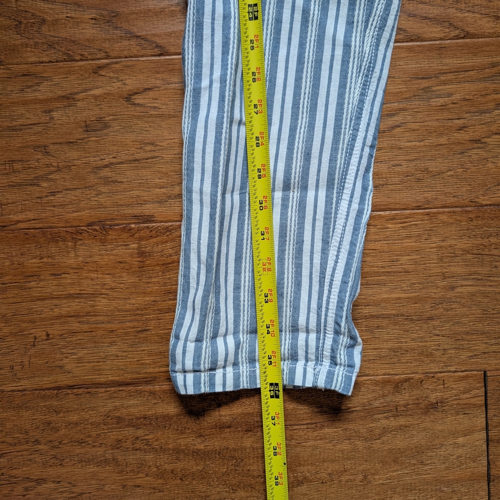 LOFT Anne Taylor Women's Linen Blend Striped Blue And White Capri Pants Size 6 - Picture 6 of 8